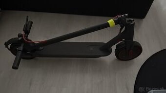 Xiaomi Mi Electric Scooter Pro 2