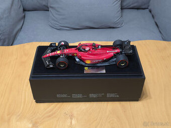 Charles Leclerc (Ferrari F1-75) 1:18 VC Bahrain 2022 - 1st.