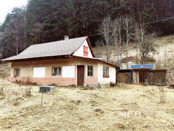 Rekreačná chalupa s veľkým pozemkom v srdci prírody