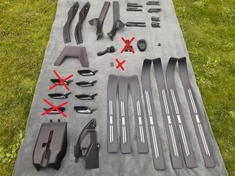 BMW 7-er E38 - Diely interiéru - 1