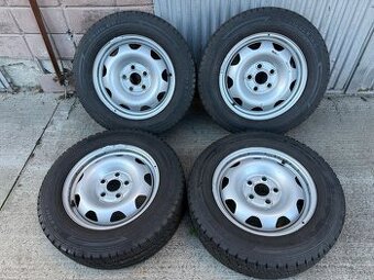Zimne pneumatiky 215/65 R16C na diskoch 5x120 Transporter