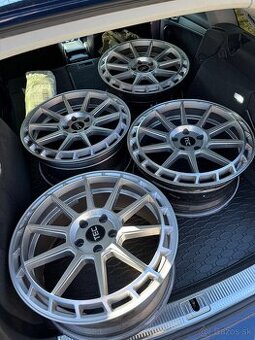 TEC GT8 5x112 R19 8.5J et45