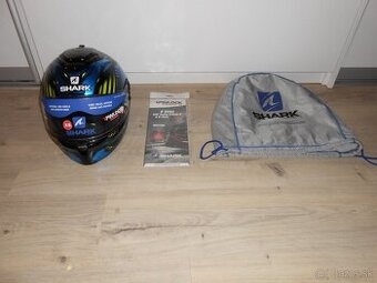 Predam krasnu novu moto prilbu znacky SHARK SPARTAN GT REPLI