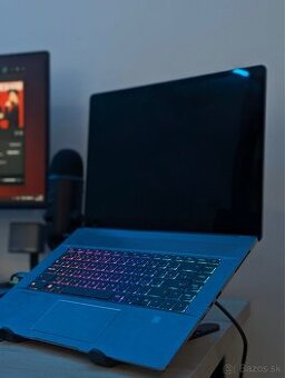 Msi Creator z16 (Rtx 3060 / i9 / 32 Ram / 1Tb Ssd)