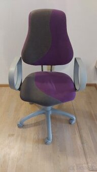 Detská kancelárska stolička na kolieskach