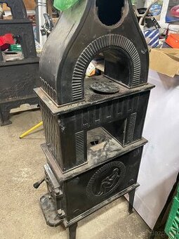 Nórske liatinove poschodové kachle