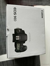 Canon EOS 90 D