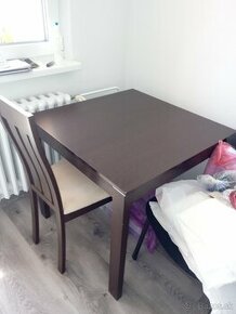 Stoličky a stôl - 1