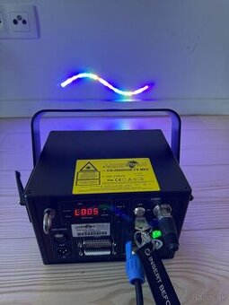 Predám Laserworld CS-2000RGB FX MKII v záruke