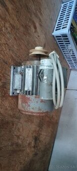 Predám elektromotor na 230v