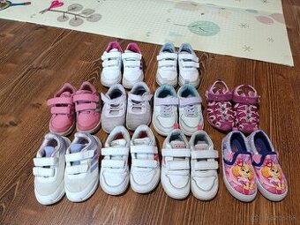 Tenisky Adidas 24-25-26 super stav