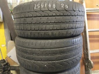 Predam 2ks letne pirelli 255/40 r20