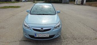 Opel Astra J