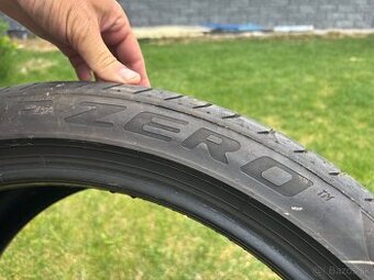 285/35 R22 Pirelli p zero