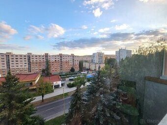 V centre za Pointom dobrý , slnečný byt
