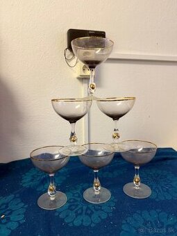 Pohare na sekt fialove - Zlata Zuzana