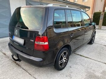 Volkswagen Touran 2.0 TDi 103Kw M6 Diesel (7-miestny)