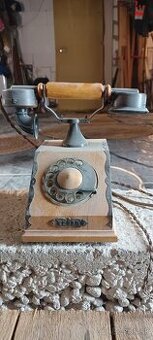 Predám starý telefón Tesla