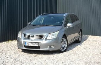 Toyota Avensis Combi 2.2 D-4D, SR voz, Panoráma, Koža