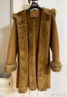 Dámsky zimný kabát KARA – vintage shearling štýl, hnedý