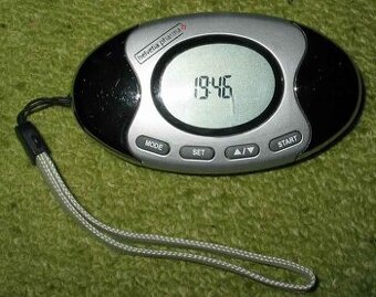 Drobnosti - krokomery, kalkulačka, hodinky, puzdro