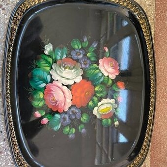 Ručne malovana tacka. 59x46 cm