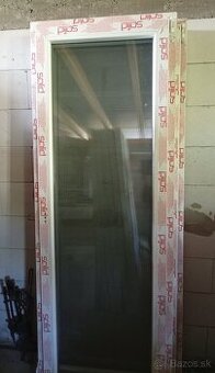 Balkónové okno plastové