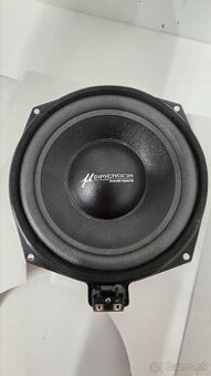 Subwoofer pod sedadlo BMW