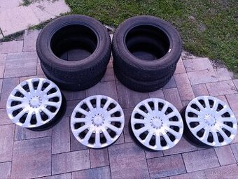 Zimne pneumatiky a na diskoch.