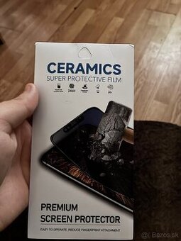 Ochranné sklo iPhone 16e