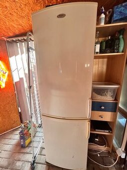 Predám chladničku s mrazničkou