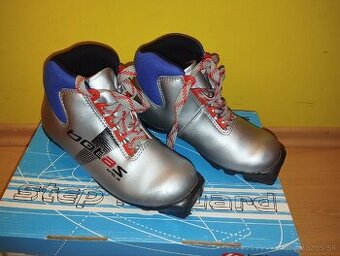 Predám detské bežkárske topánky EU 34
