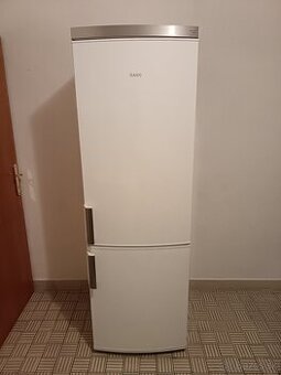 Chladnička s mrazničkou AEG