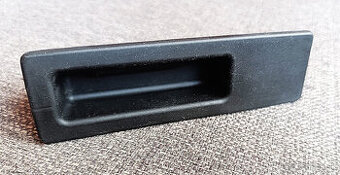 tlačítko otvárania kufra na BMW