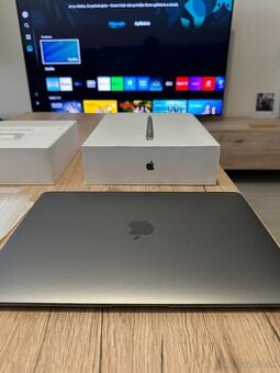 MacBook Air (2020) 13" i3 Space Gray