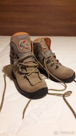 Dámske, detské turistické topánky Kefas 36