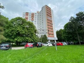 3-IZBOVÝ BYT, CHRENOVÁ I, 72m2, BALKÓN