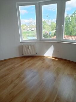 1-izbový byt, Hradská ulica, 42 m2, loggia 7,5 m2