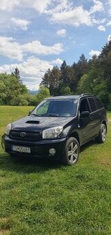 Toyota RAV4 2.0 85kw 4x4 / 2004 REZERVOVANÉ