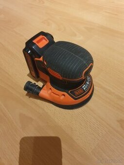 Excentrická brúska Black and Decker