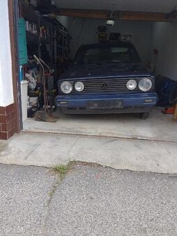 Rozpredám vw golf Mk1 Cabrio