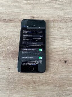 iPhone 8 64GB