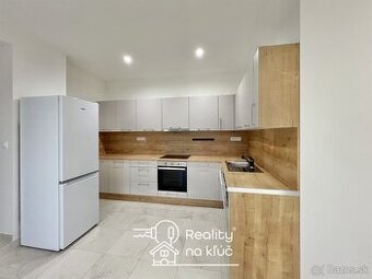 Na prenájom elegantný čiastočne zariadený veľký 2-izbový byt