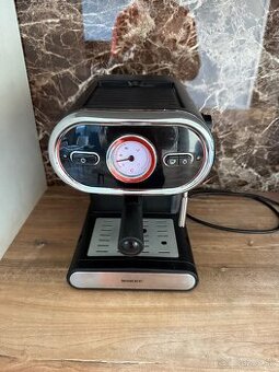 Pákový kávovar Silvercrest SEM1100