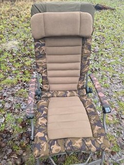 Fox Kreslo Super Deluxe Recliner Highback Chair