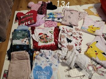 Dievčenské oblečenie