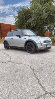 Mini Cooper R50 1.6 85kW Panorama