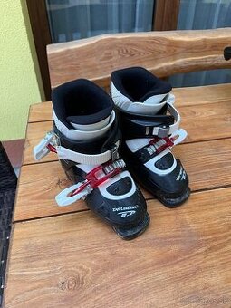 Darujem detské lyžiarky