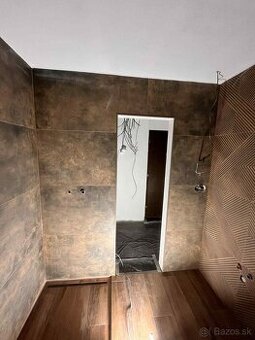 Rekonštrukcia kúpeľne  I  Obklady a dlažby