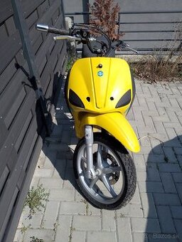 Piaggio Liberty email